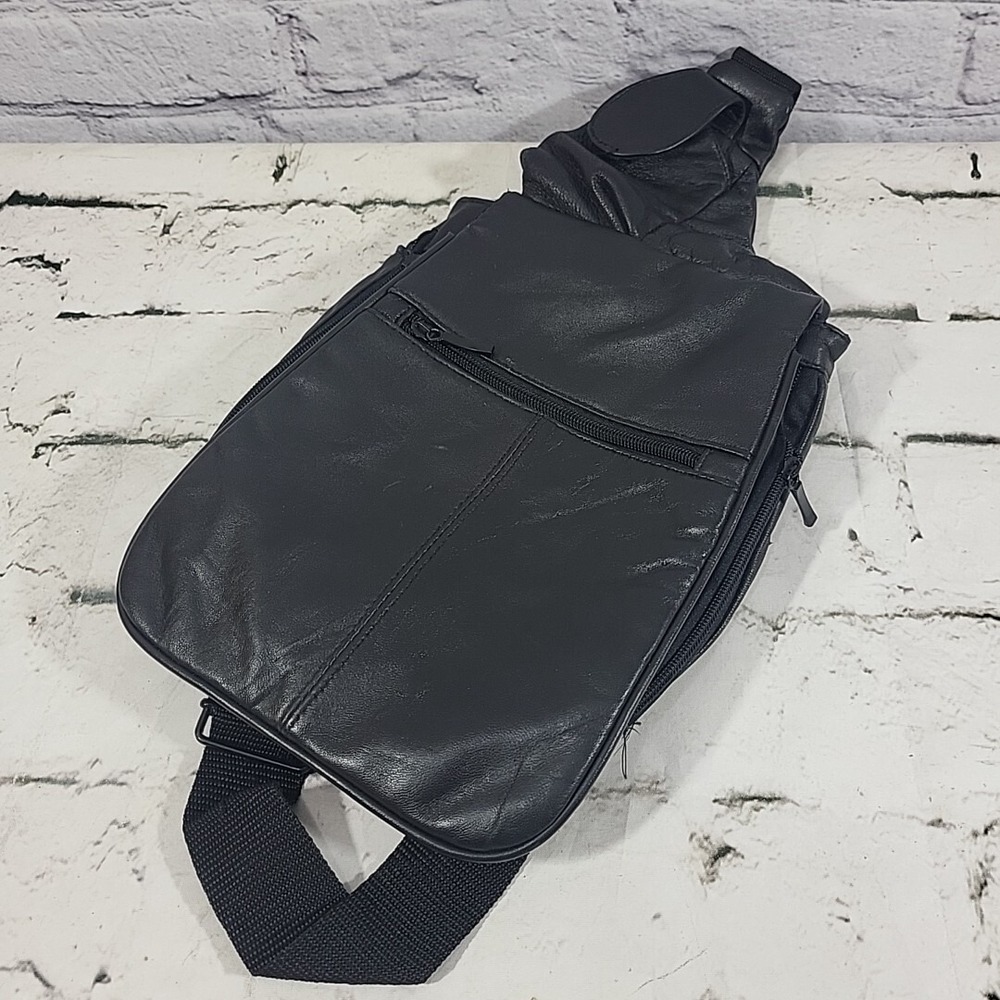 BUXTON Sling Shoulder Bag Soft‎ Genuine Leather Backpack Black Hobo Tote Pockets